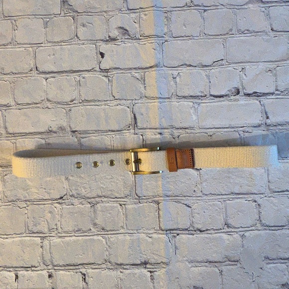 VINTAGE (1999) LIZ CLAIBORNE BEIGE FABRIC/CARMEL LEATHER TRIM BELT SIZE MEDIUM - Picture 3 of 8